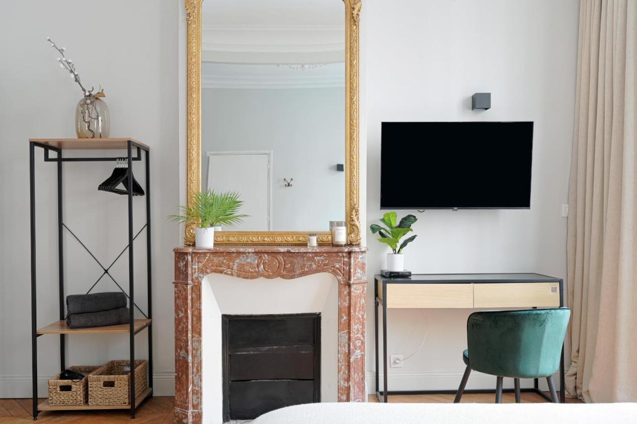 Studio Quartier Champs Elysees 2 Free Netflix Paris Eksteriør bilde